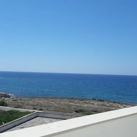 Tramonti Del Sud Bed and Breakfast 2*