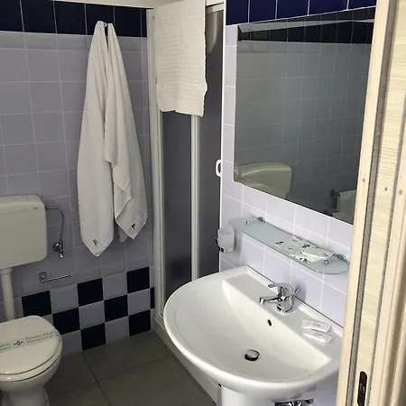 Tramonti Del Sud Bed and Breakfast Λέτσε