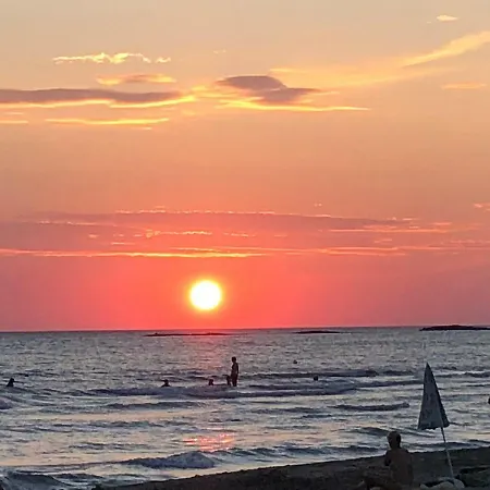 Tramonti Del Sud Bed and Breakfast Λέτσε